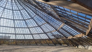 Dans under stjernerne: Silent disco i pyramiden på Stevns Klint Experience