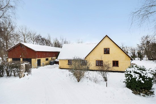 Top 6 over dyreste boliger til salg i Ruds Vedby. Priser op til 3.495.000 kr