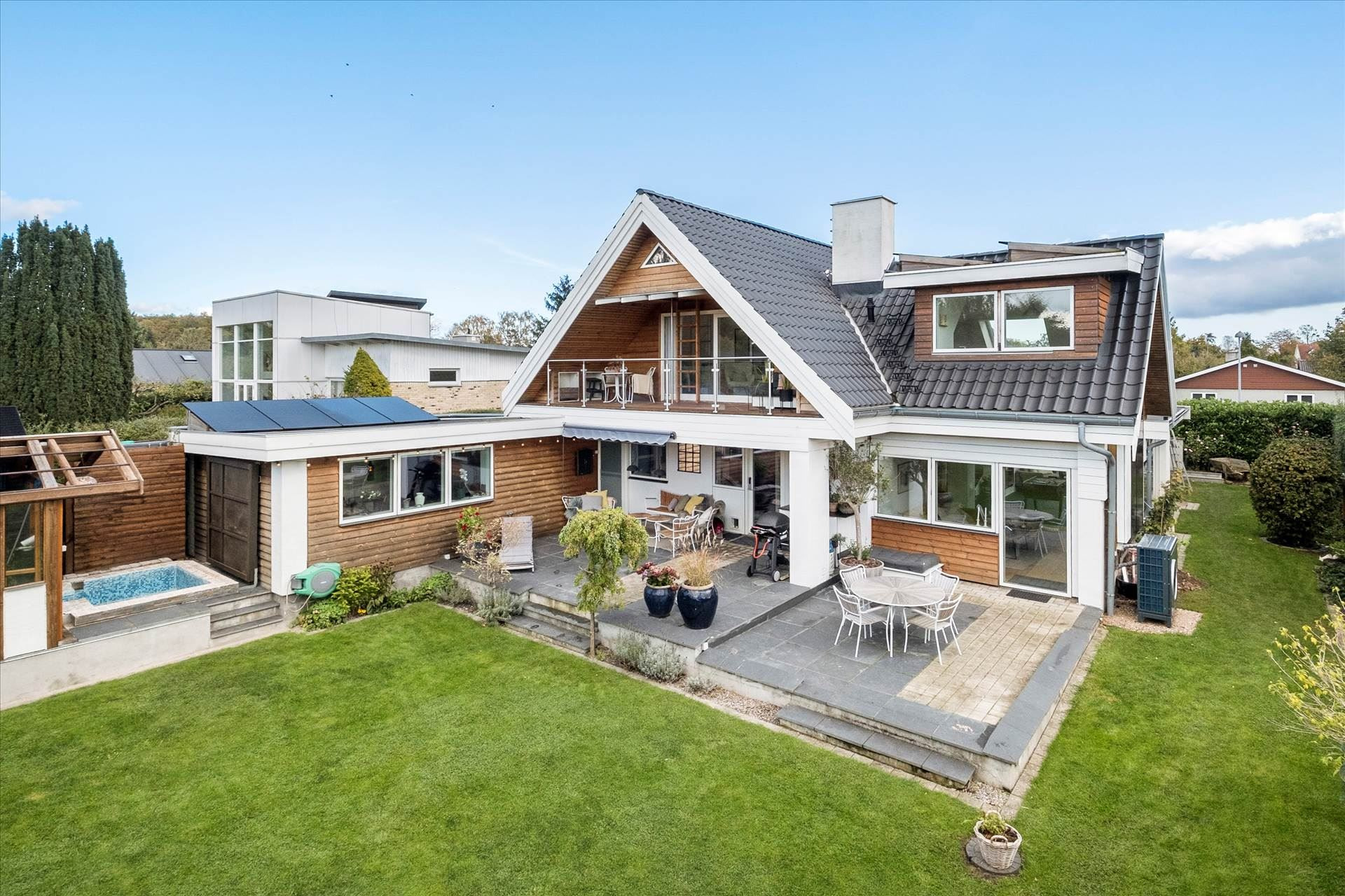 Luksus til salg: Stormly 50, Hareskov til 11,0  mio. kroner – Se Værløses dyreste boliger her