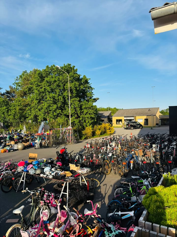 Mejrup Kultur- og Fritidscenter åbner årets store loppemarked klokken 9.30