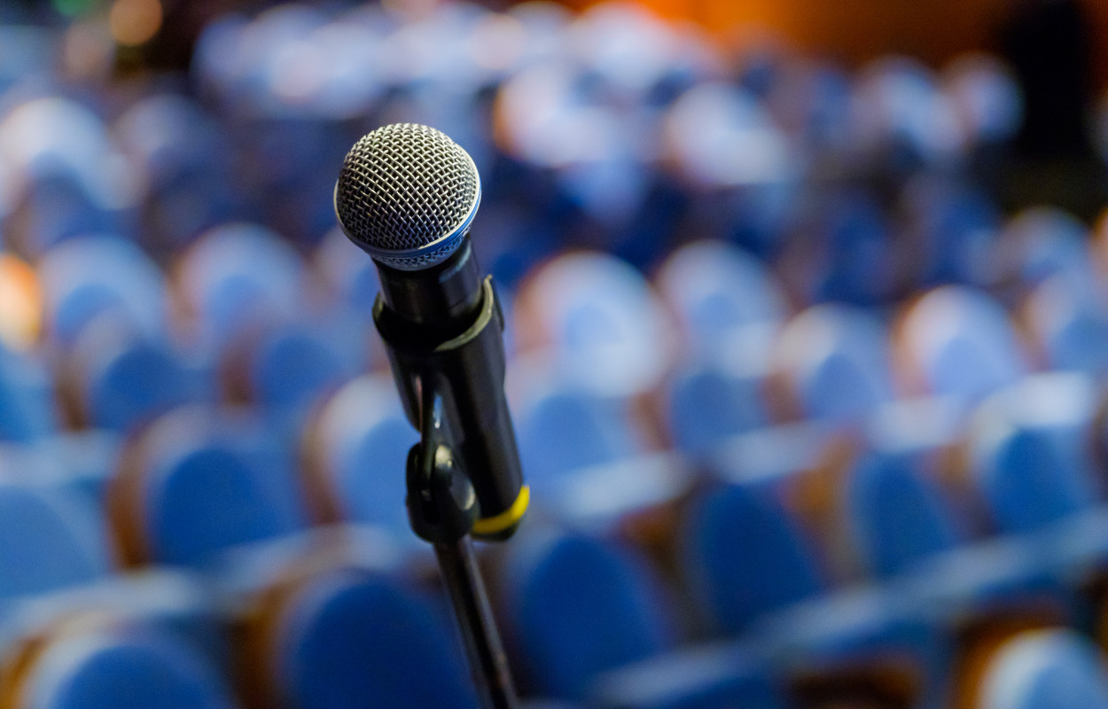 Tre skarpe meningsdannere debaterer i Herning