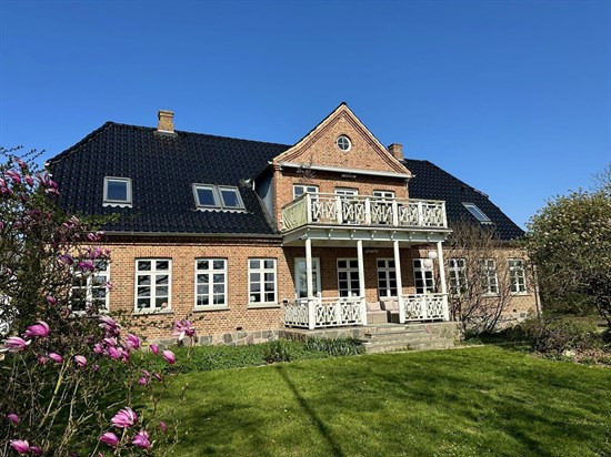 Top 6 over dyreste boliger til salg i Gadstrup. Priser op til 9.995.000 kr