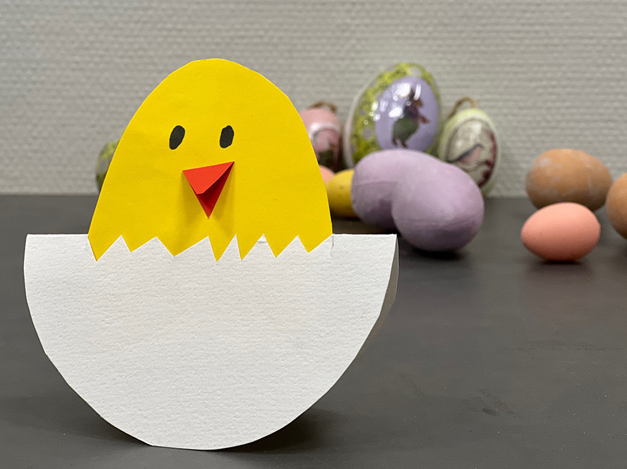 Kreative dage på Randers Bibliotek: Påskeværksted og strikkehygge