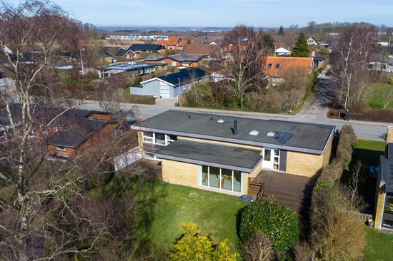 Baunevej 33 og 2 andre boliger er kommet til salg denne uge i Hasselager - se boligerne her.