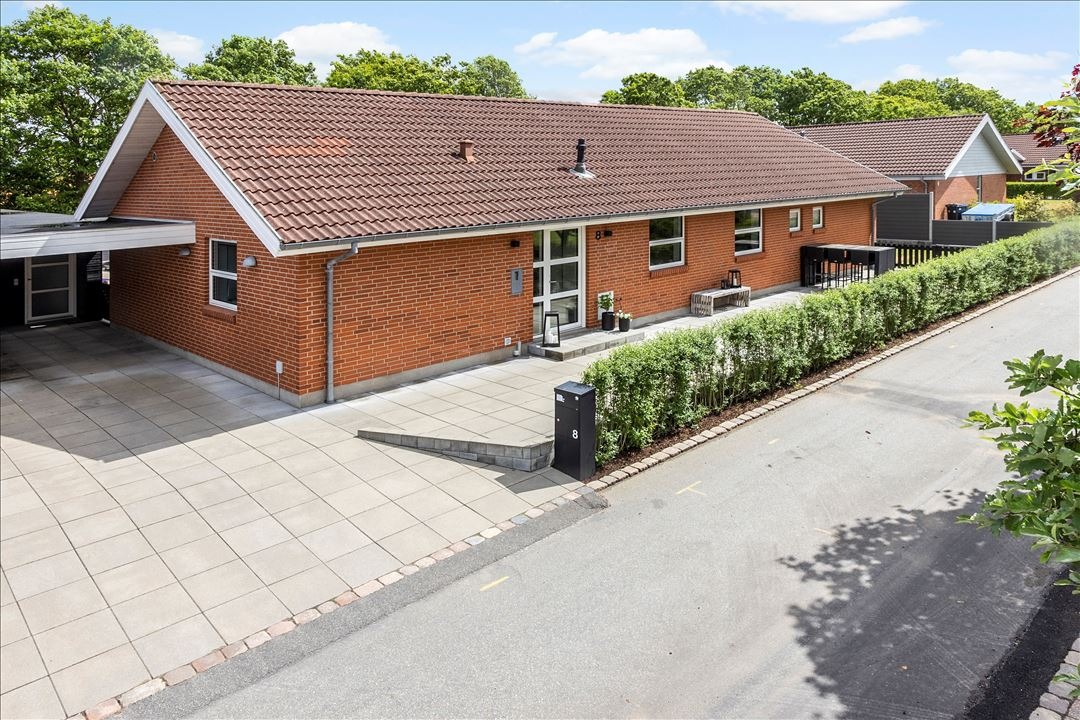 Ind­flyt­nings­klar familievilla i dejligt kvarter