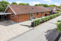 Indflytningsklar familievilla i dejligt kvarter