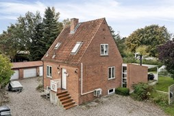 Borupvej 17 og 1 anden boliger er kommet til salg denne uge i Holbæk - se boligerne her.